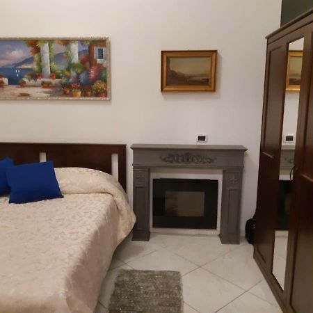 Metropolis Stazione Centrale Νάπολη Εξωτερικό φωτογραφία